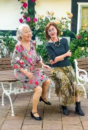 Gunilla Poppe och Berit Carlberg – Poppegården 2019